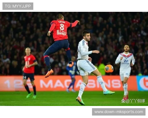 里昂迎战里尔,欧冠资格争夺战前夕战术演练